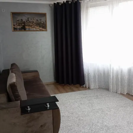 L'vovskaia تريسكافيتس