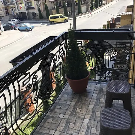 L'vovskaia Guest house