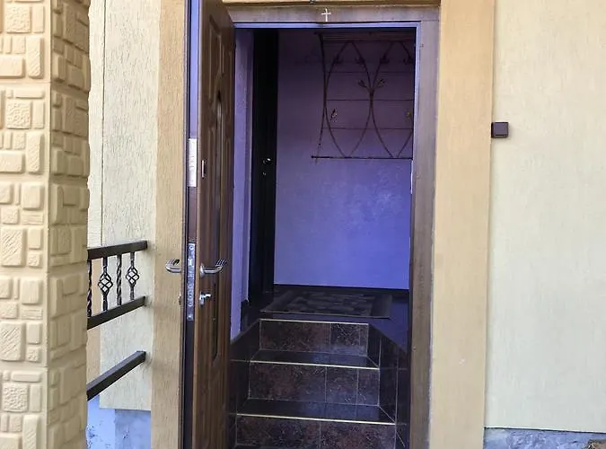 L'vovskaia 3*